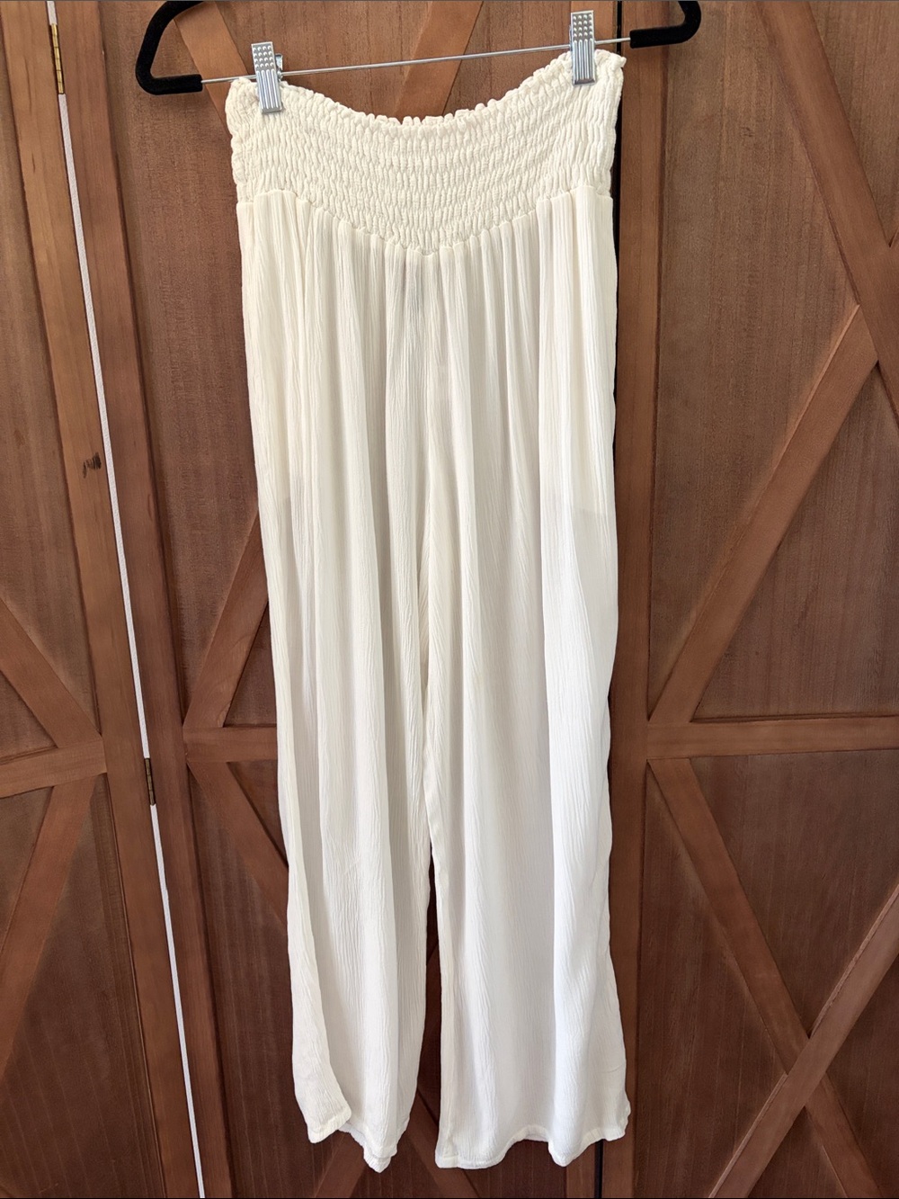 LORI MICHAELS COLLECTION White Smocked-Waist Wide-Leg Pants SIZE LARGE